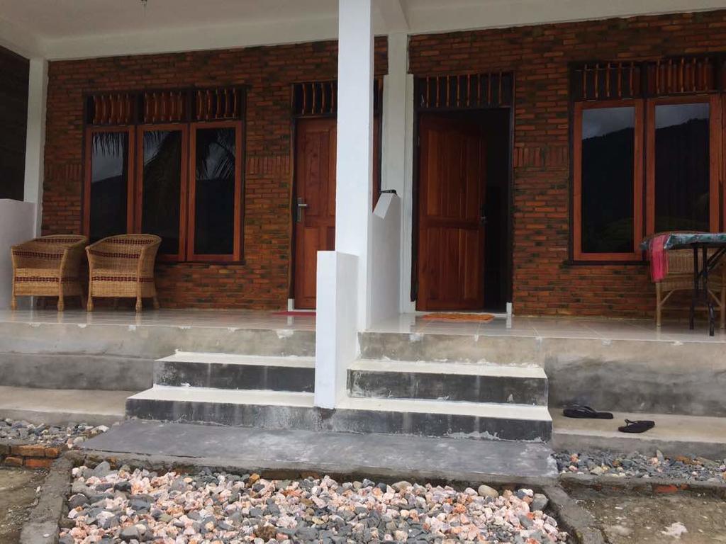 Aman'S Guesthouse Tuk Tuk Dış mekan fotoğraf