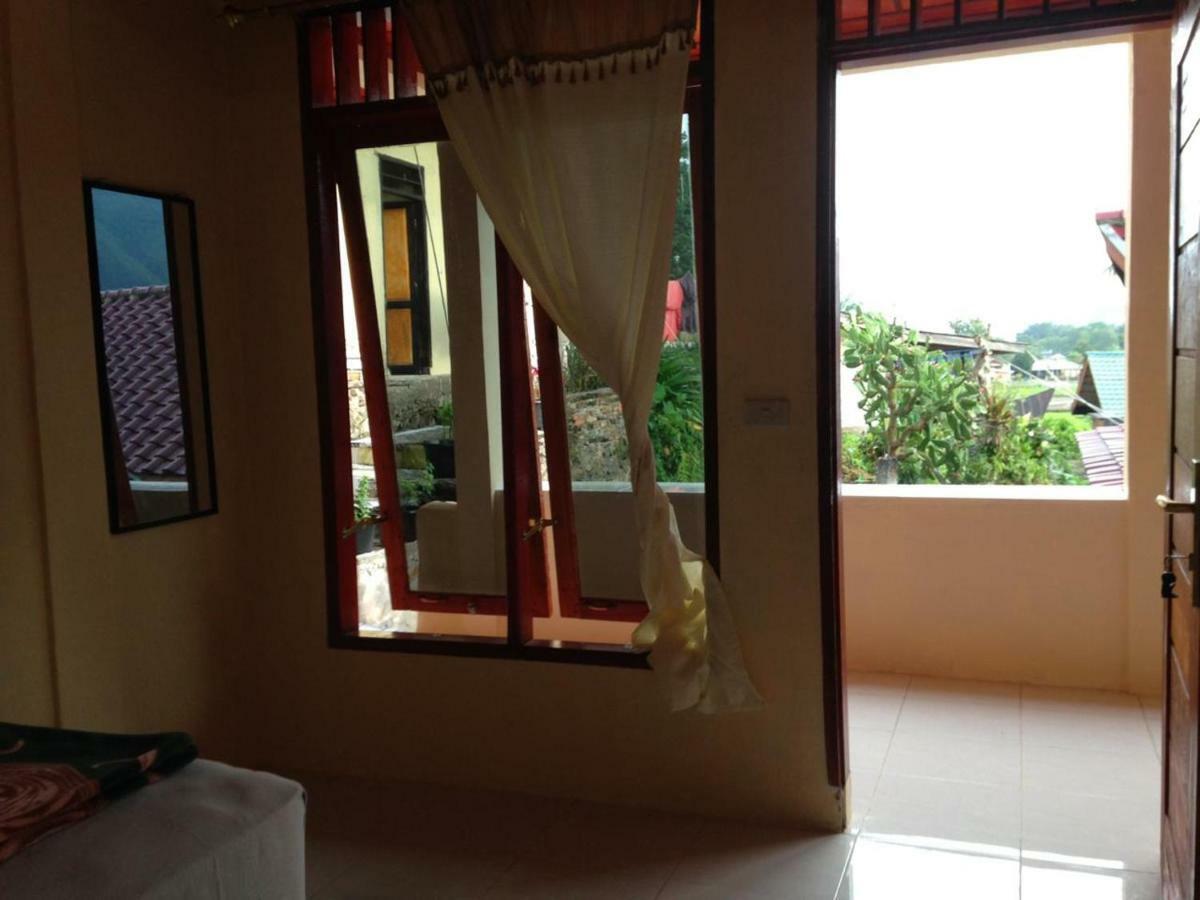 Aman'S Guesthouse Tuk Tuk Dış mekan fotoğraf